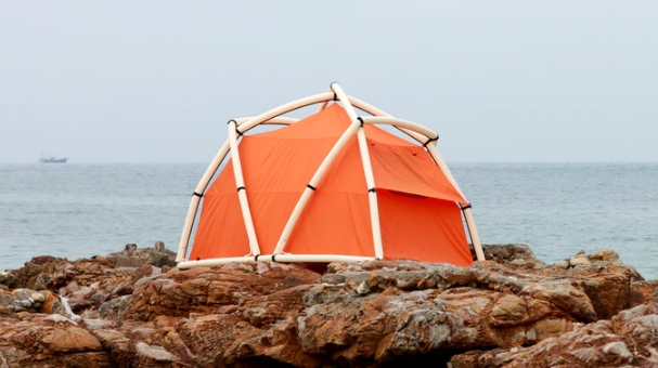 tent02.jpg